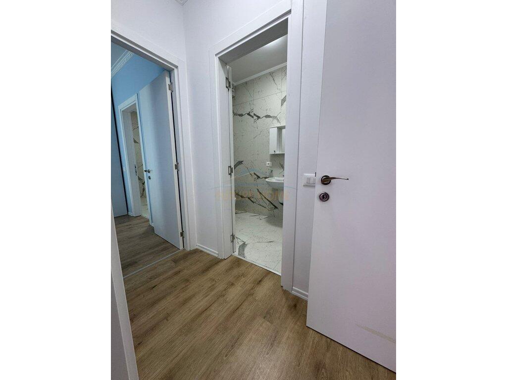Rent, Apartment 2+1+2+Parking space, Myslym Shyri, Tirane.