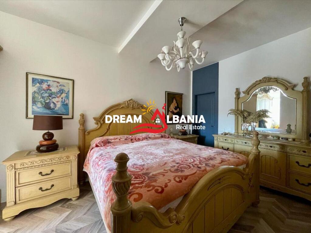 Penthause ne shitje tek Tirana Golden Park perball Spitalit Amerikan 3 ne Tirane (ID 4131377)