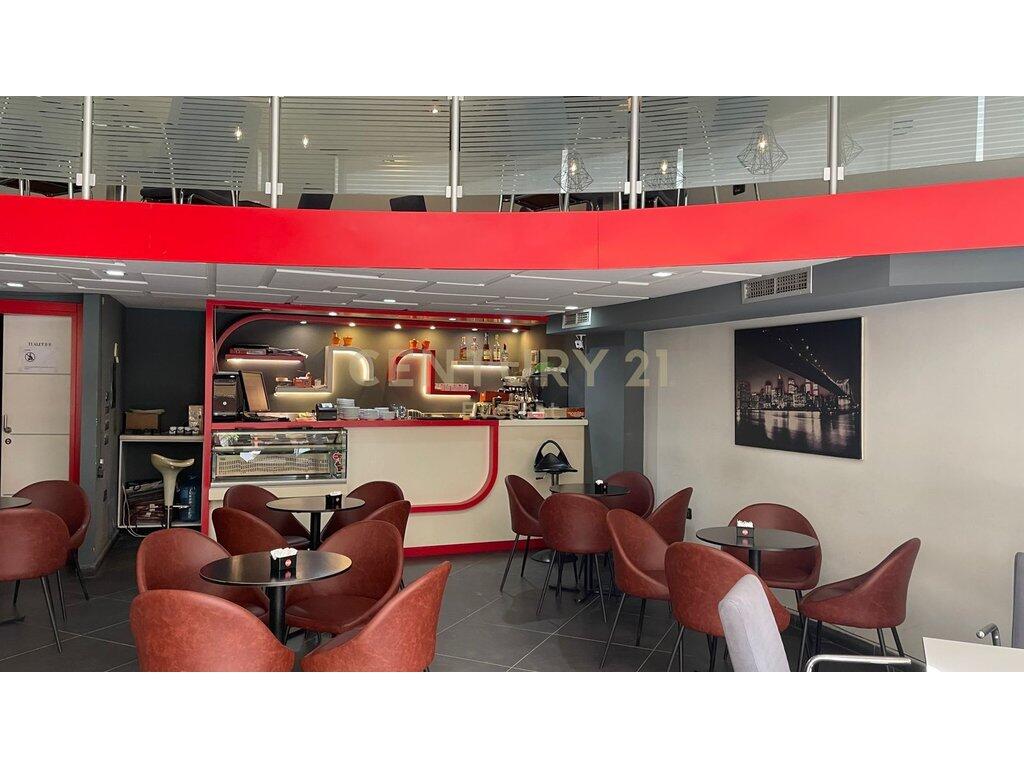LAPRAK, AFFITTIAMO UN'UNITÀ E UN'ATTIVITÀ DI BAR CAFFÈ