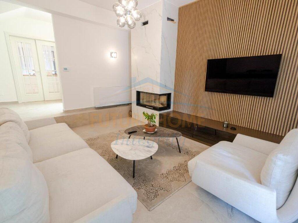 In vendita, Villa su 3 piani, Residenza Porta e Gjelbër, Tirana.