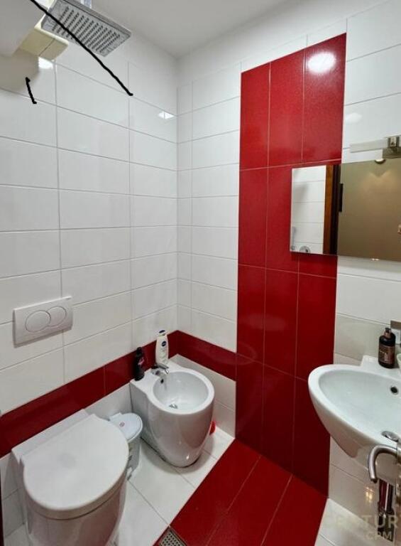 Duplex Modern me Qira – 🌅 Kodra e Diellit 1