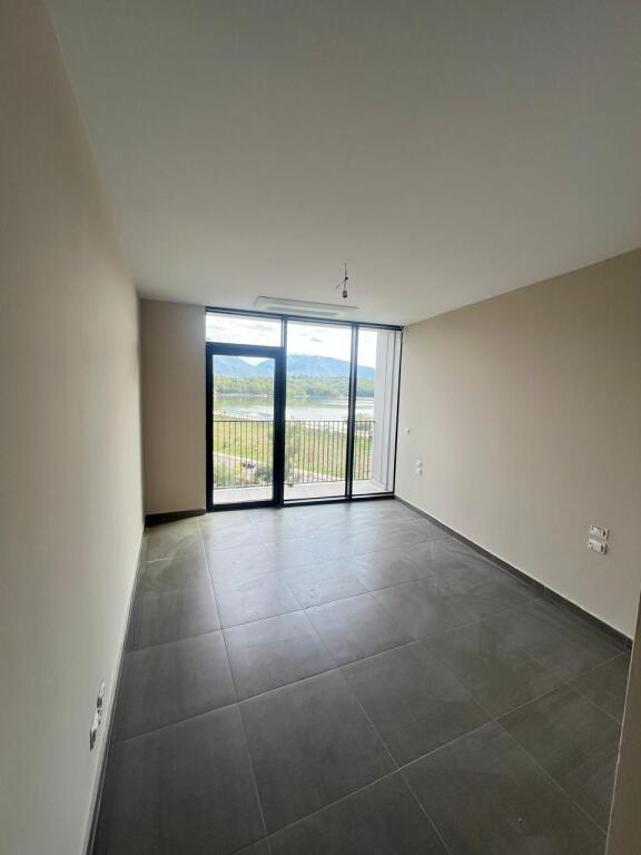 Ufficio in affitto presso Lake View Residence