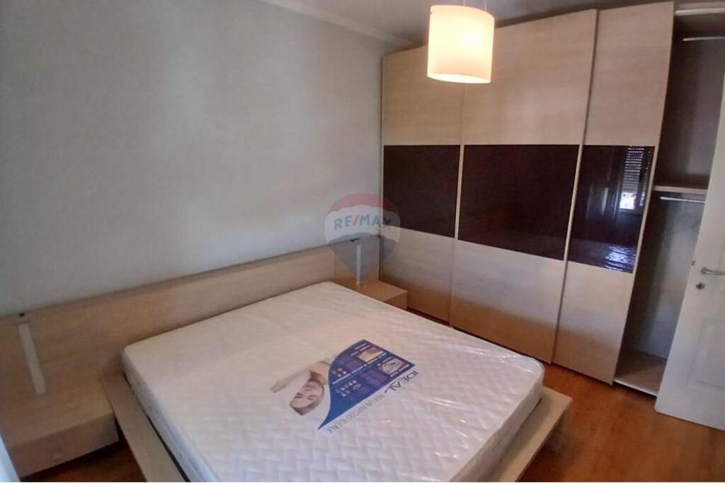 Affittasi appartamento 2+1 a Zogu i Zi