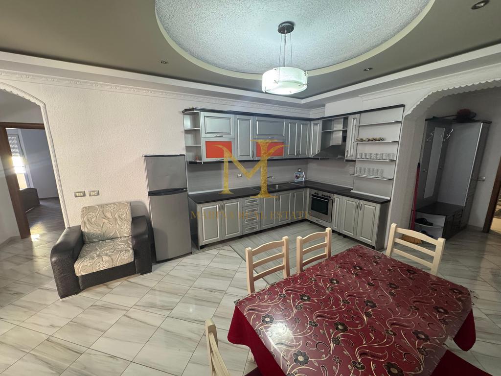 APARTAMENT ME QERA 2+1 PAMJE DETI!!