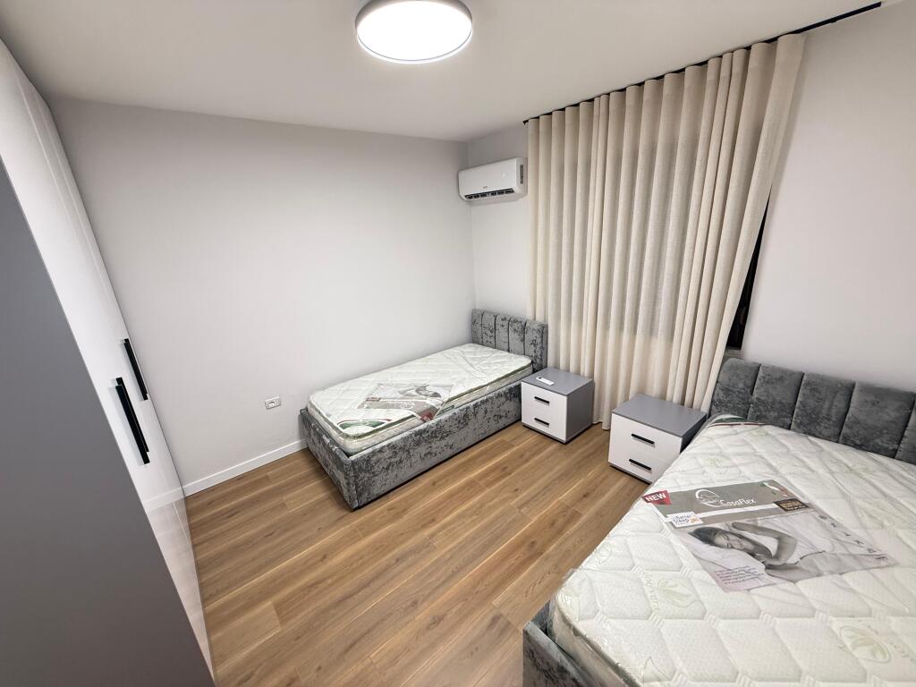 Apartament 2+1 per Qera tek Ish Parku
