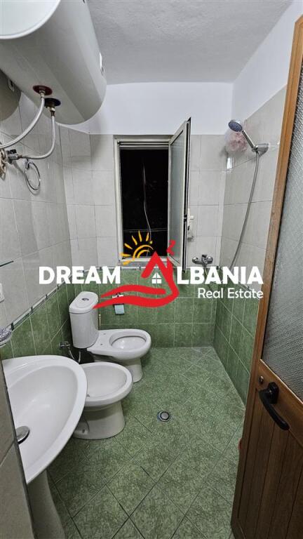 Jepet me qera apartament 2+1 tek rruga Ferit Xhajko, prane Spar (ID 4229399)