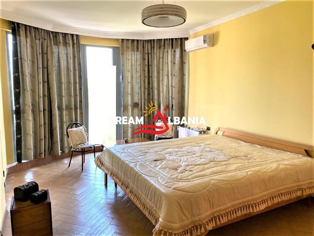 Apartament 2+1 me qera ne zonen e Ish Bllokut prane Librit Universitar ne Tirane (ID 4221868)