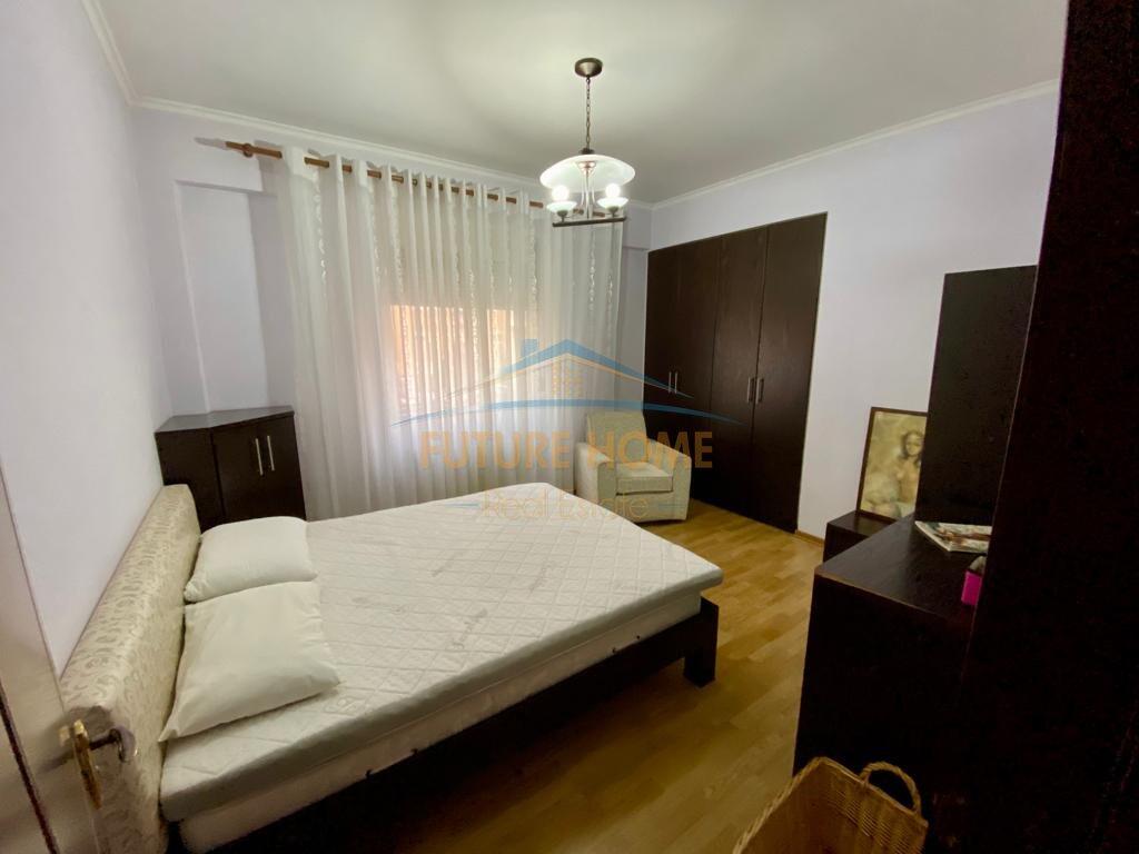Qera, Apartament 1+1, Rruga e Barrikadave