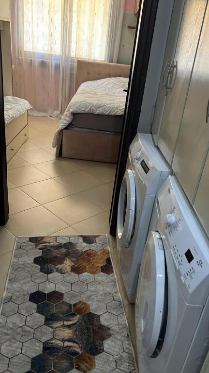 🏡 Apartament 2+1+2 me Qira – Yzberisht, pranë ECO Market