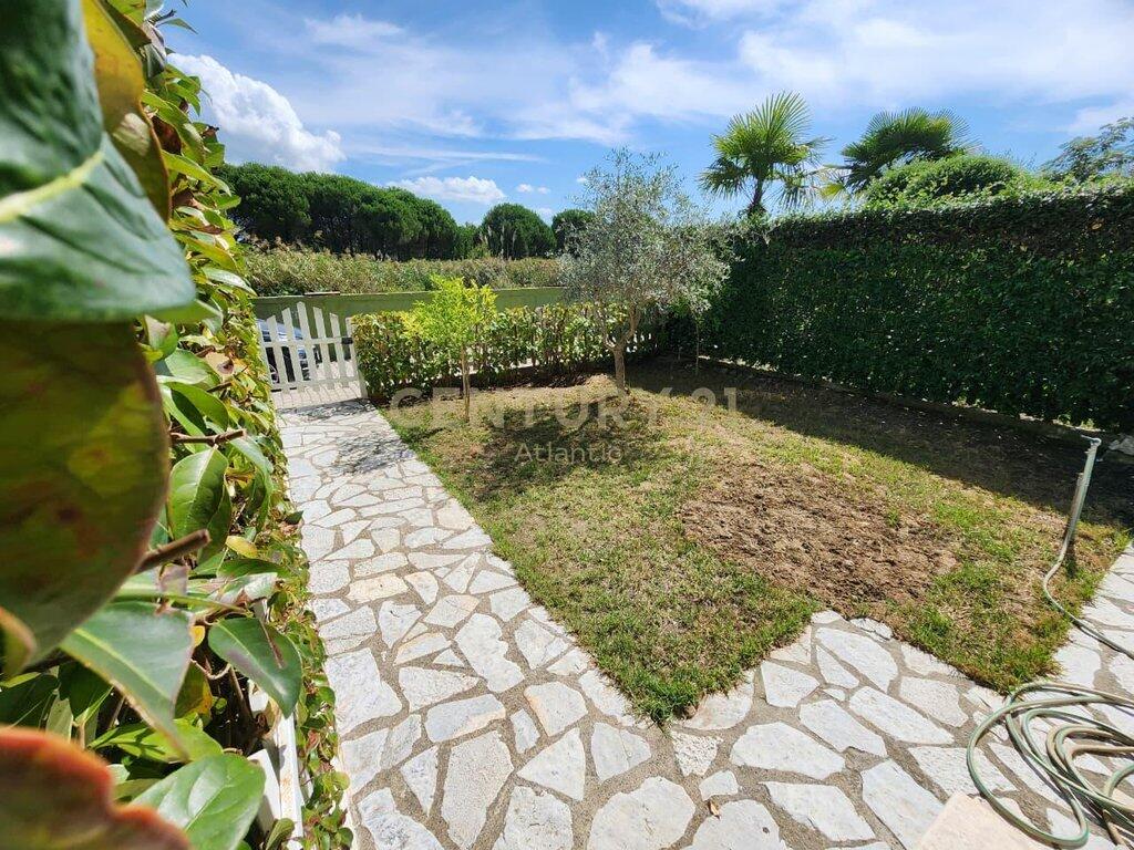 Appartamento 1+1 in vendita nel complesso turistico-residenziale Lura 3, Gjiri i Lalëzit. 192,000 €