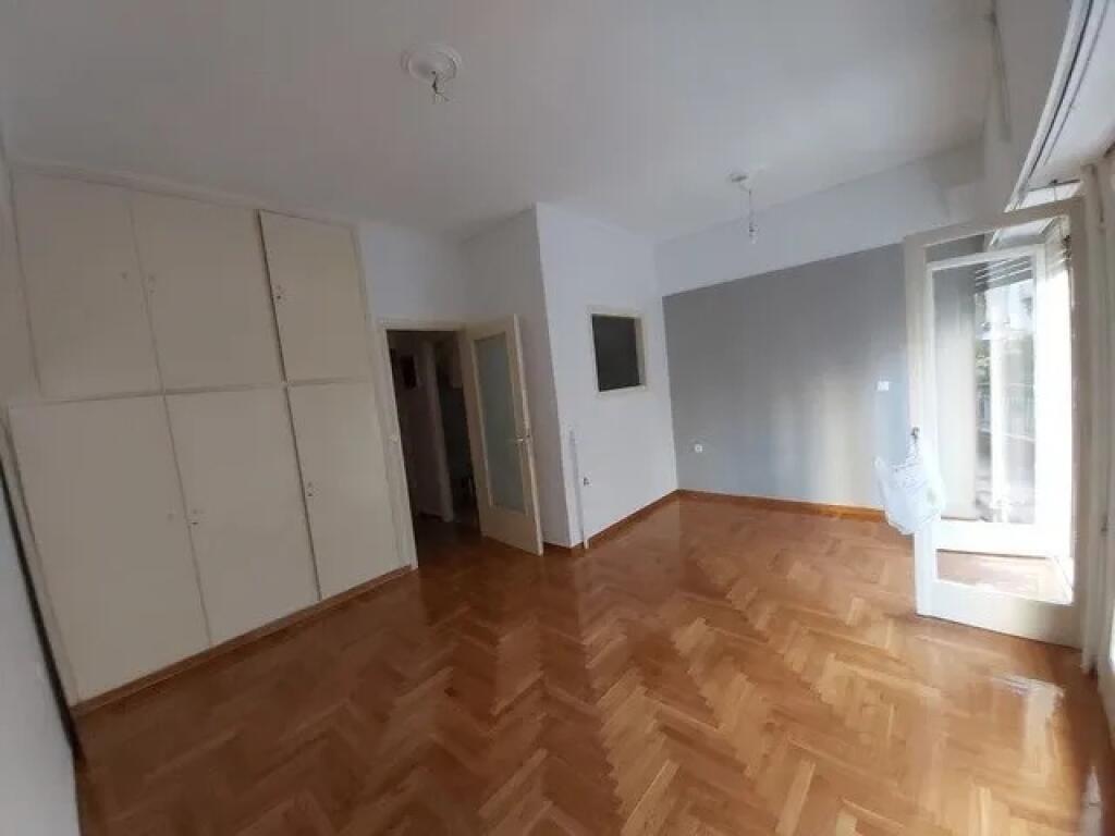 Office for rent 2+1 at Bulevardi i Ri (ID BZ2698) Tirana