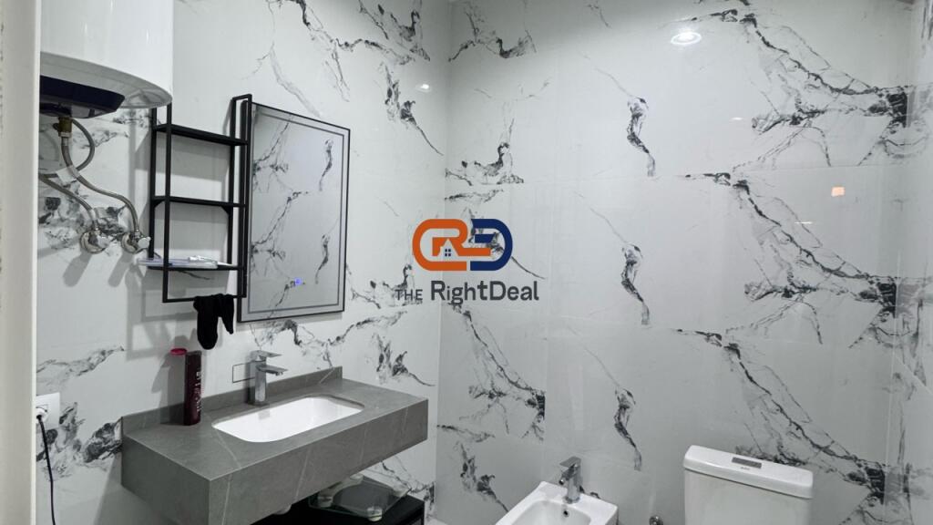 Tek Oasis Lake Residence, Shitet Super Apartament 2+1+2, Me Planimetri Te Rregullt!!