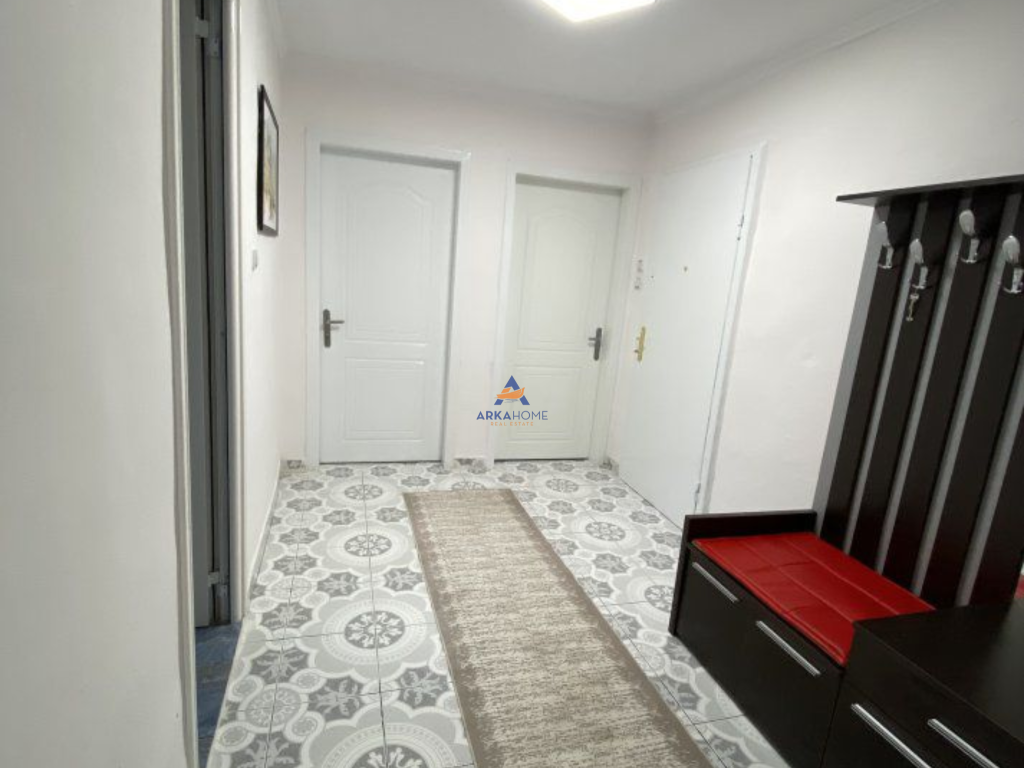 JEPET ME QERA APARTAMENT 2+1+BALLKON "ISH RESTORANT DURRESI" 600 EURO.