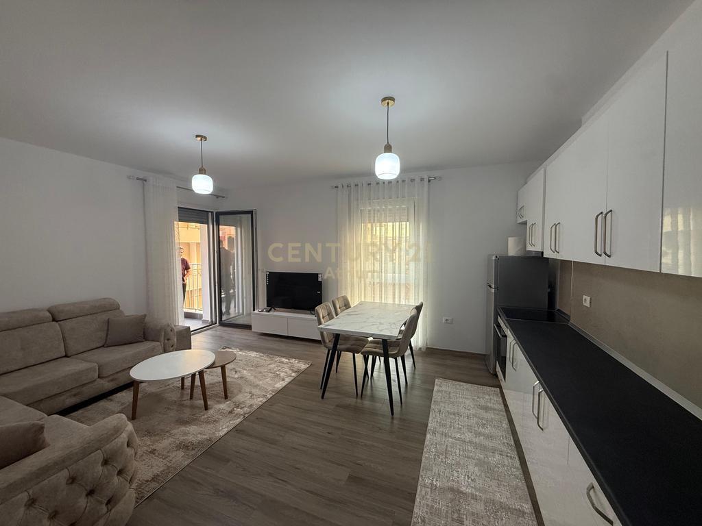 APPARTAMENTO 1+1+ BALCONE IN AFFITTO A XHAMLLIK !! 600 €