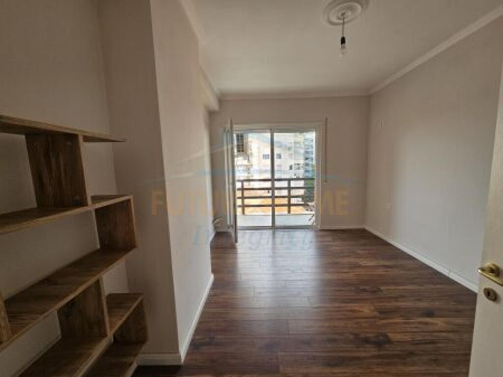 Affitto, Appartamento 2+1+2, Selvia, Tirana.