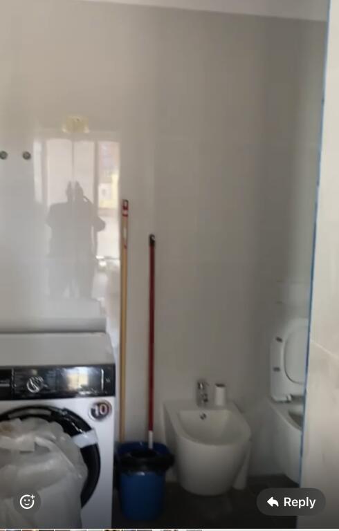 1+1, te mine peza,cmimi 700 euro,pallat i viteve te fundit