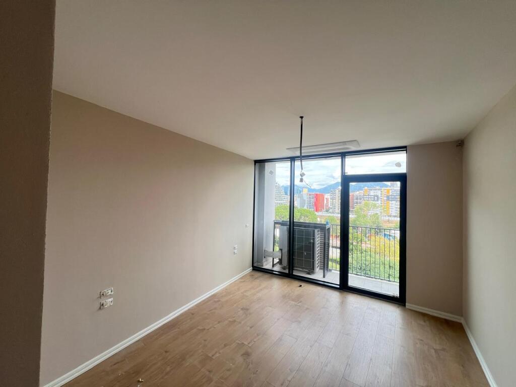Ufficio in affitto presso Lake View Residence