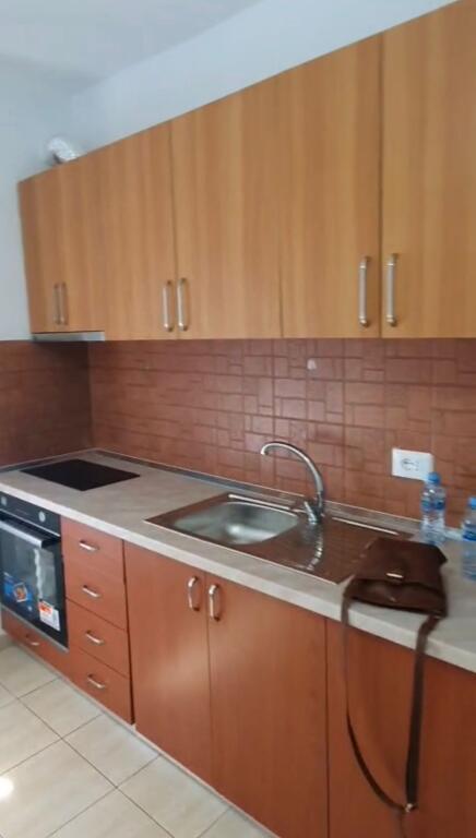 APARTAMENT 2+1 ME QIRA MINE PEZA