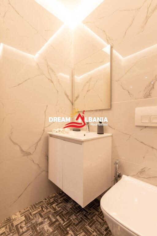 Appartamento moderno 2+1+2 in vendita, Zogu i Zi (ID 41212069)