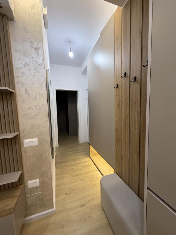 Jepet me qera apartament 1+1!