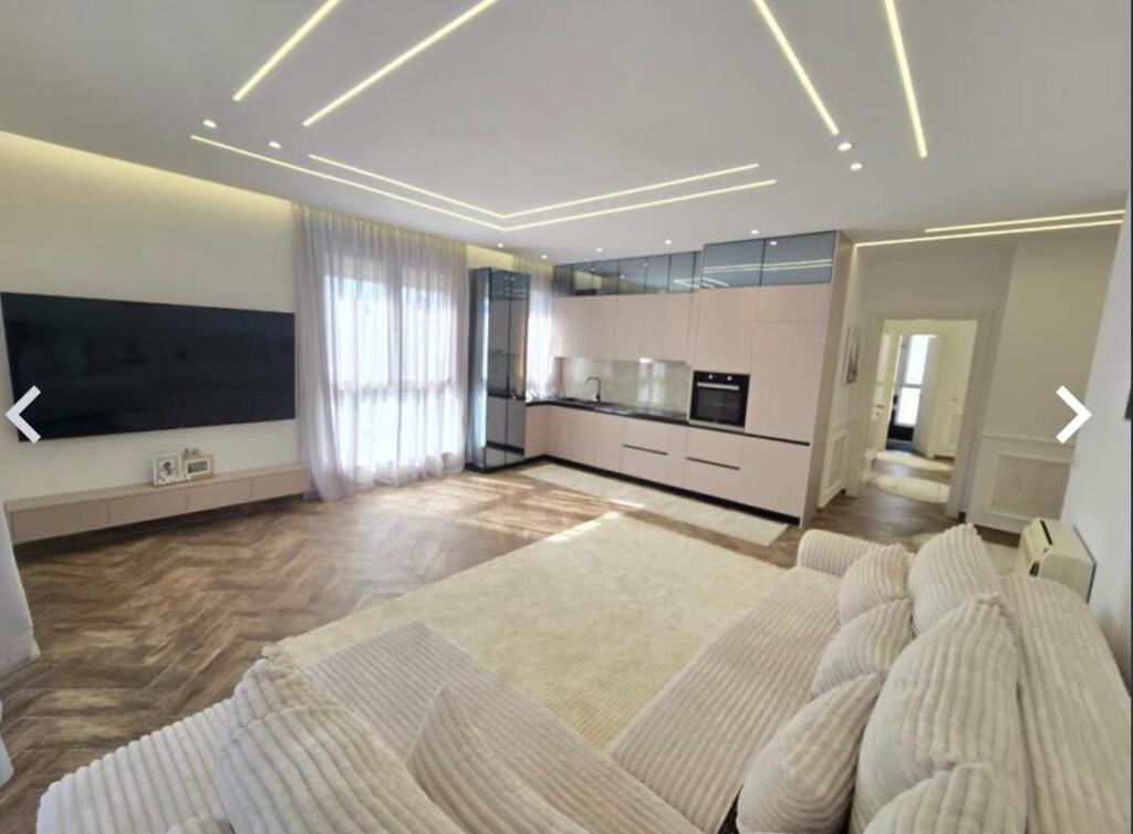 APARTAMENT 2+1 PER SHITJE PRANE SQUARE 21