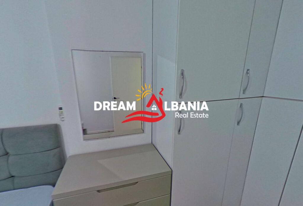 Jepet me qera apartament 2+1 tek Komuna e Parisit prane Kika 2 (ID 42215399)