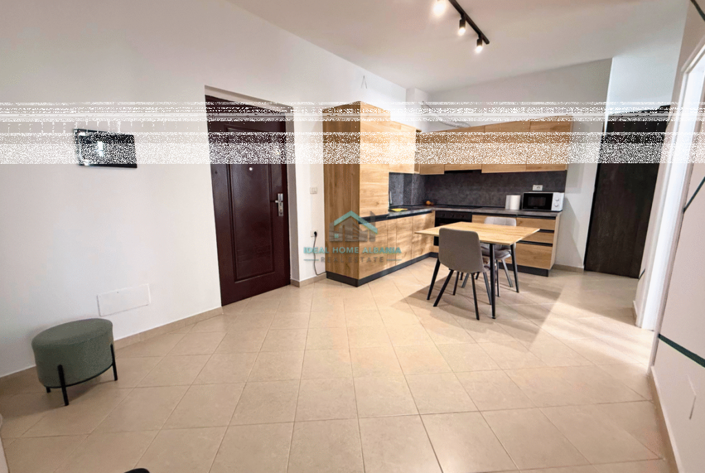 Albano Romina, Vlore- Appartamento 1+1+Balcone in vendita