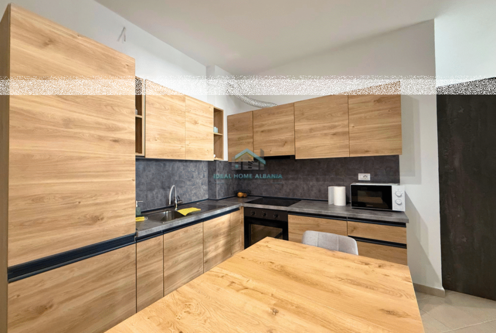 Albano Romina, Vlore- Appartamento 1+1+Balcone in vendita