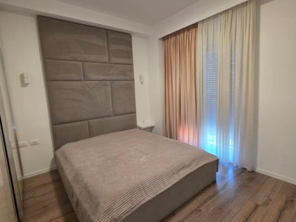 Qera,Apartament 2+1+2, Quartum Residence, Rruga Jordan Misja.