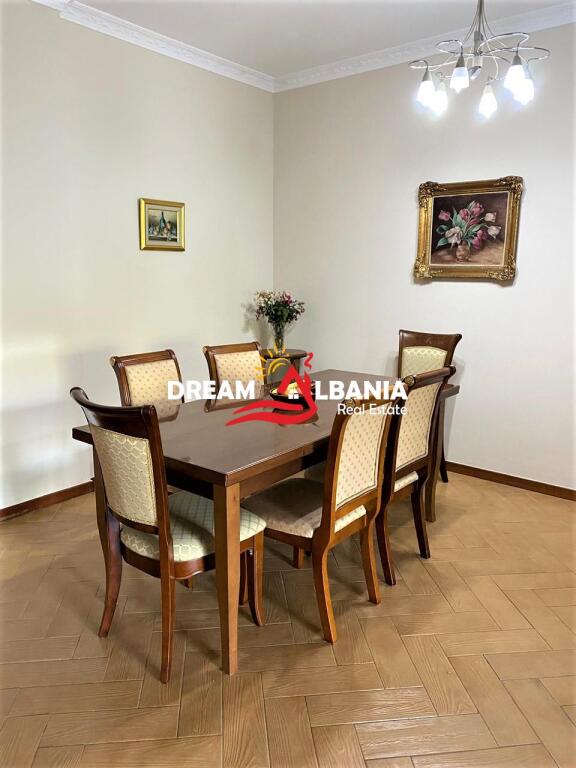 Apartament 2+1 me qera ne zonen e Ish Bllokut prane Librit Universitar ne Tirane (ID 4221868)