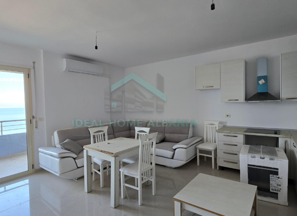 Vendesi appartamento 2+1+2 – Lungomare, Vlora (VISTA PANORAMICA)