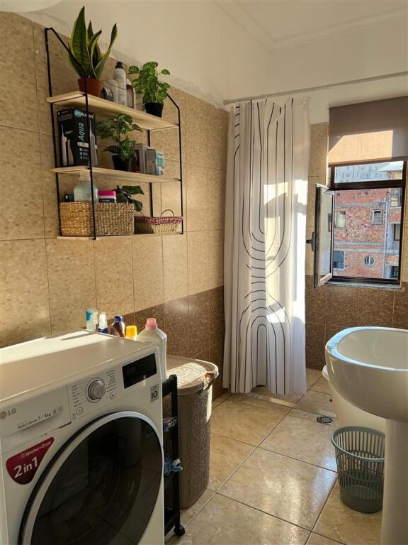VENDESI APPARTAMENTO 1+1 MYSLYM SHYRI 154.000 EURO
