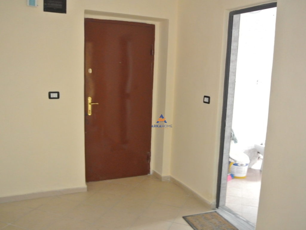 OFFICE FOR RENT 1+1 "FORTUZI STREET" 550 EURO.