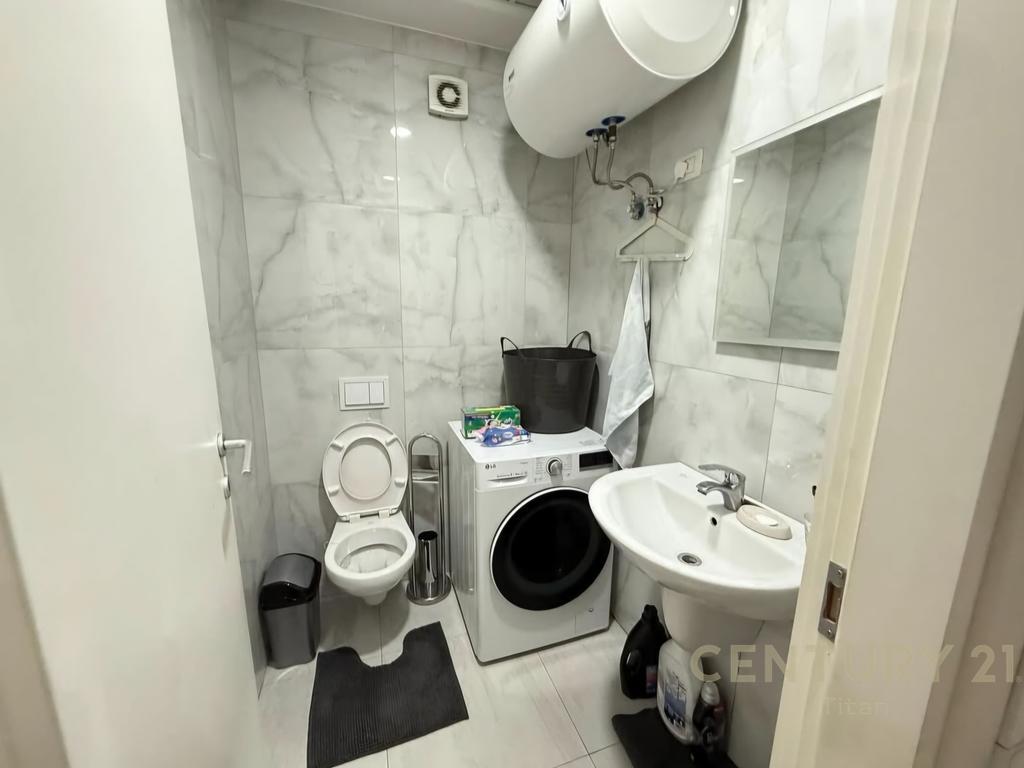 Shitet Apartament 2+1+2 Tek Fiori Di Bosko