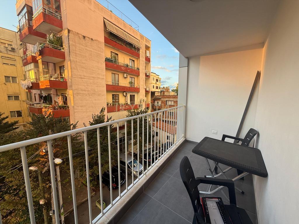 APPARTAMENTO 1+1+ BALCONE IN AFFITTO A XHAMLLIK !! 600 €