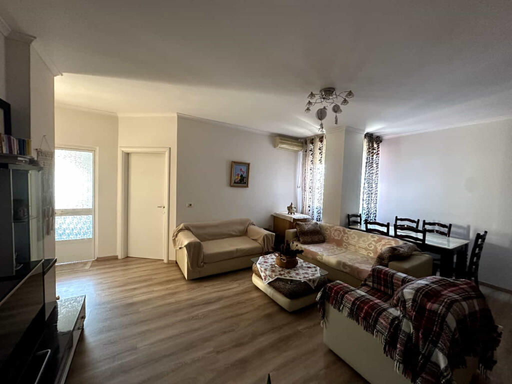 Appartamento In Affitto 2+1 A Porcelan (ID B2201469) Tirana