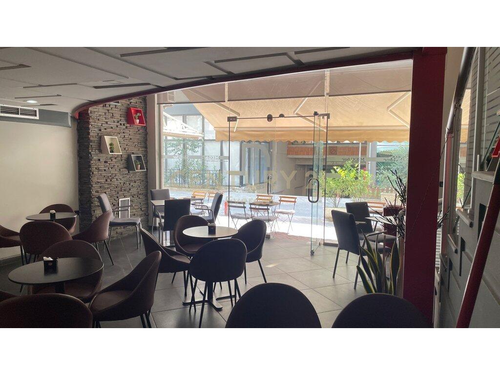 LAPRAK, AFFITTIAMO UN'UNITÀ E UN'ATTIVITÀ DI BAR CAFFÈ