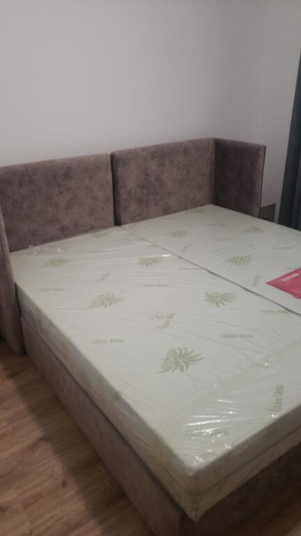 Jepet me qira 1+1 PERBALLE ZOJA E KSHILLIT RR.DRITAN HOXHA 550€