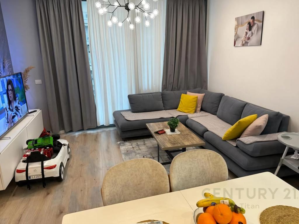 Shitet Apartament 2+1+2 Tek Fiori Di Bosko