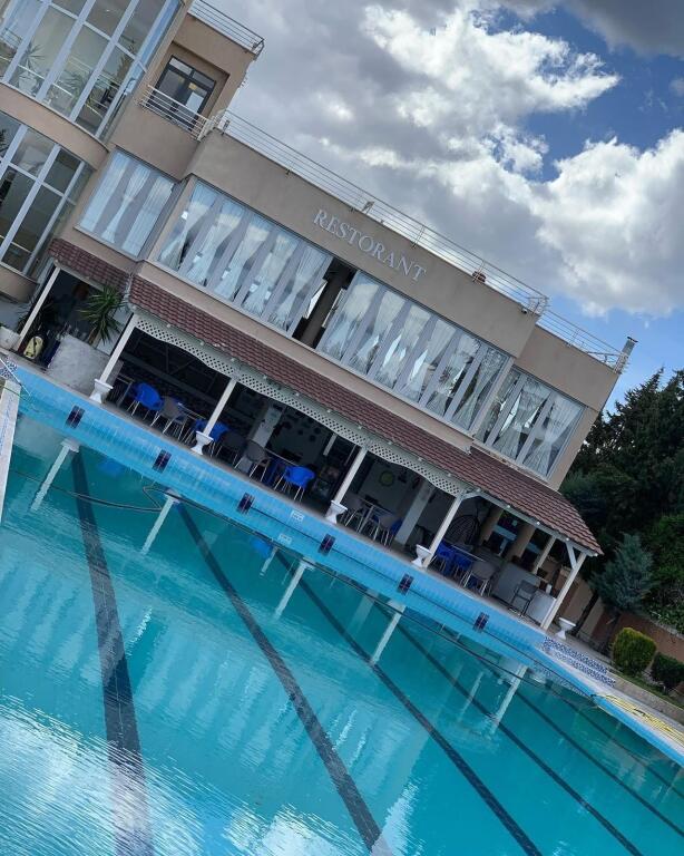Business property suitable for a venue  hotel with a pool and yard for sale or rent
