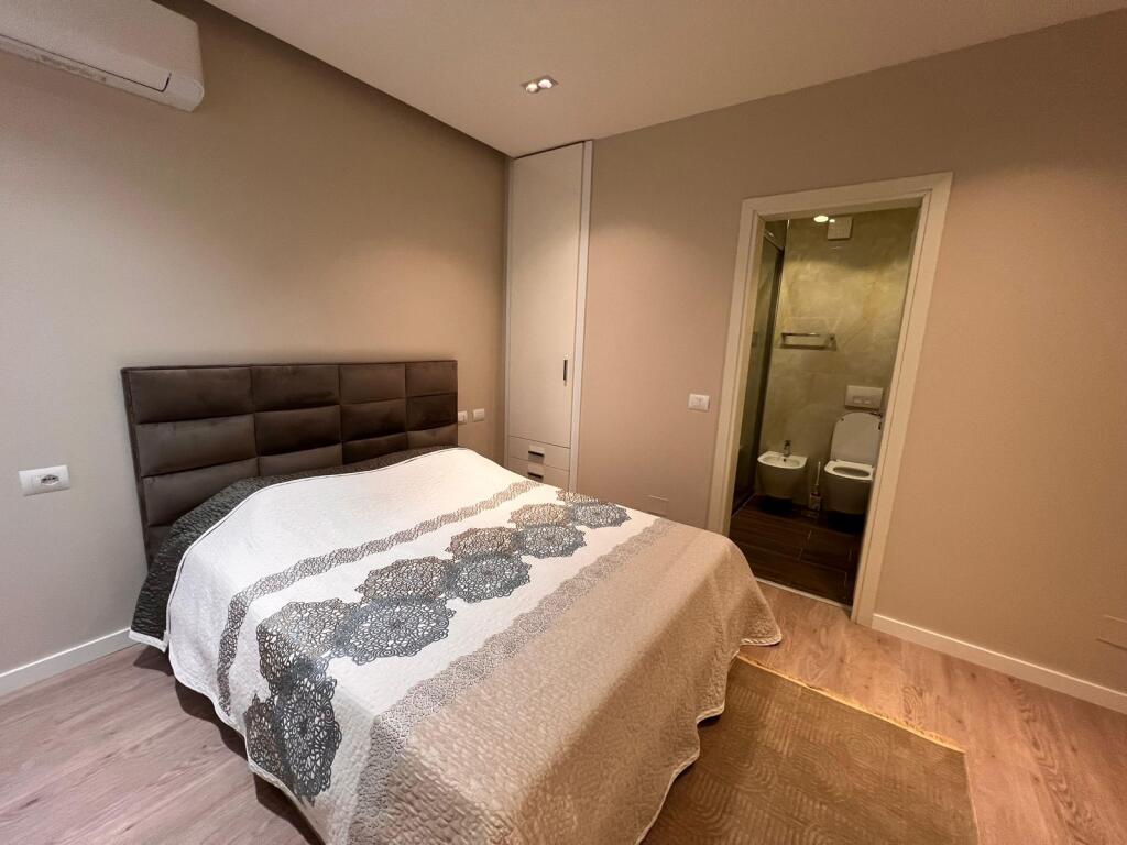 Apartament 3+1 me qira Kompleksi panorama