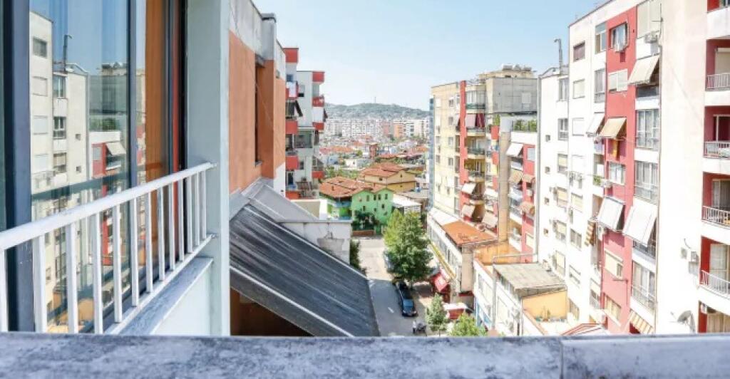 Me Qera: Apt 1+1 Modern &amp; i Dizenjuar me Arkitekt 📍( Yzberisht - Eco Market ) k.7, Pllt i Ri |
