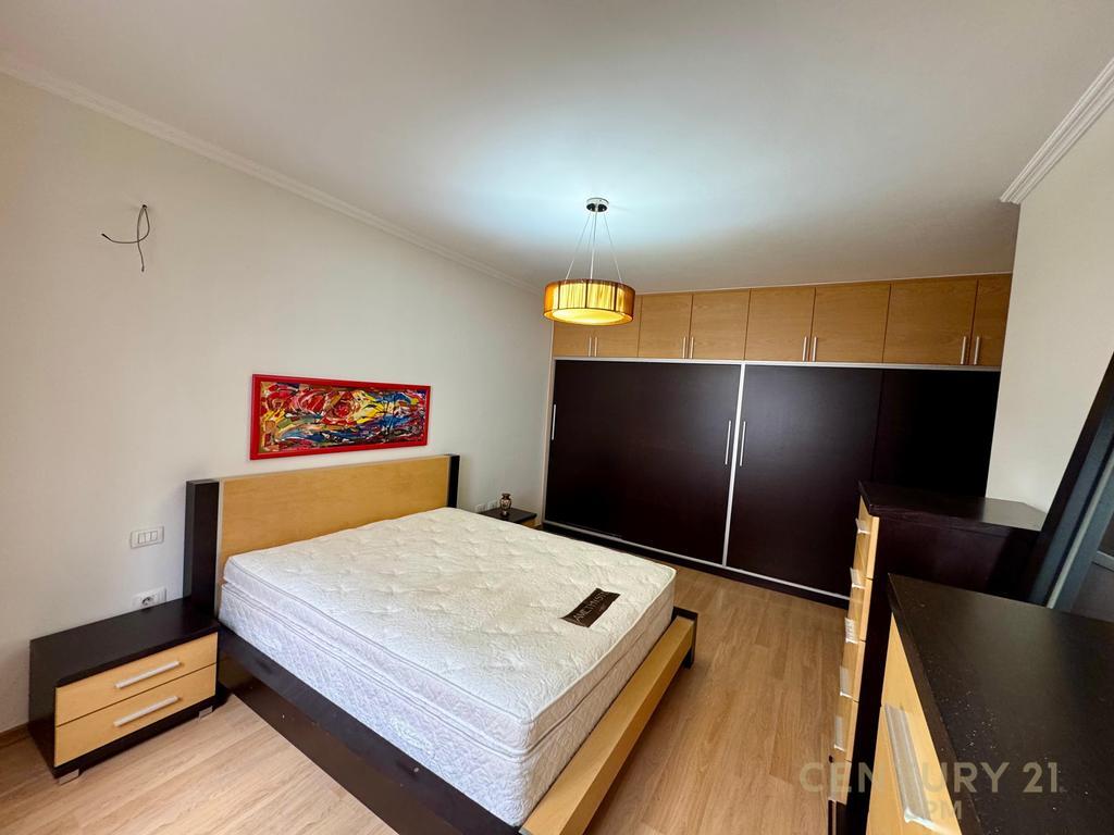 Japim me qira duplex 3+1+2 tek Rezidenca Kodra e Diellit 1!