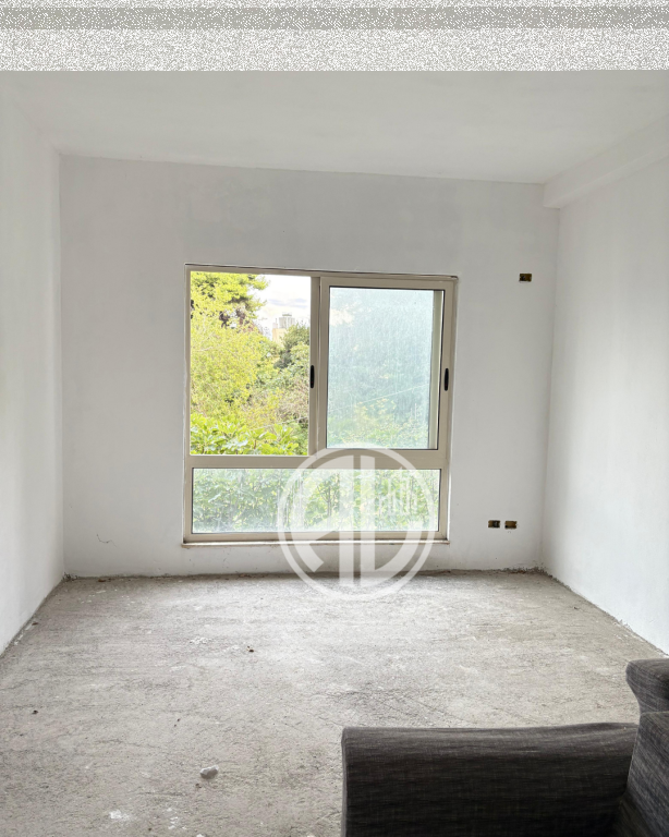 Vendesi in vendita 1+1 – Vicino alla Villa Zogu, Durazzo