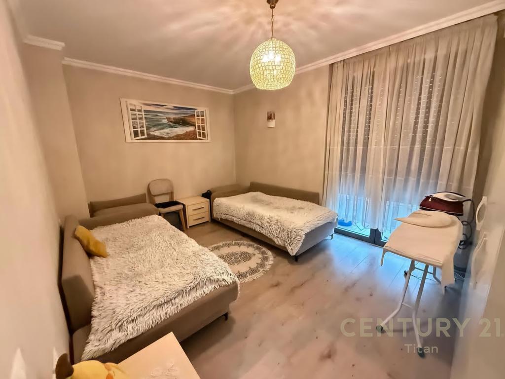 Shitet Apartament 2+1+2 Tek Fiori Di Bosko