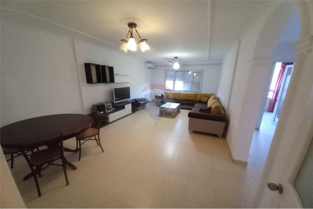 Appartamento 2+1 in affitto in via Dritan Hoxha
