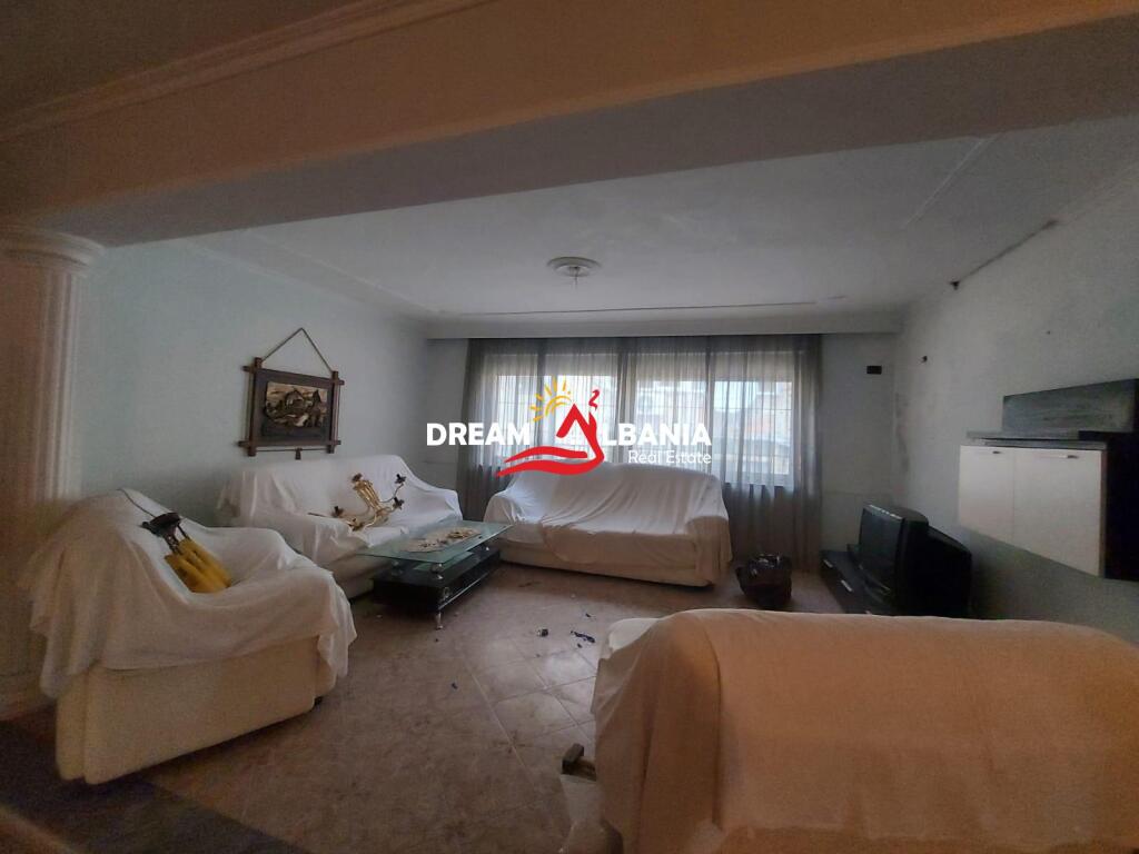 Appartamenti 3+1 in vendita in Via Elbasani, vicino alla Scuola di Balletto a Tirana (ID 4131171)