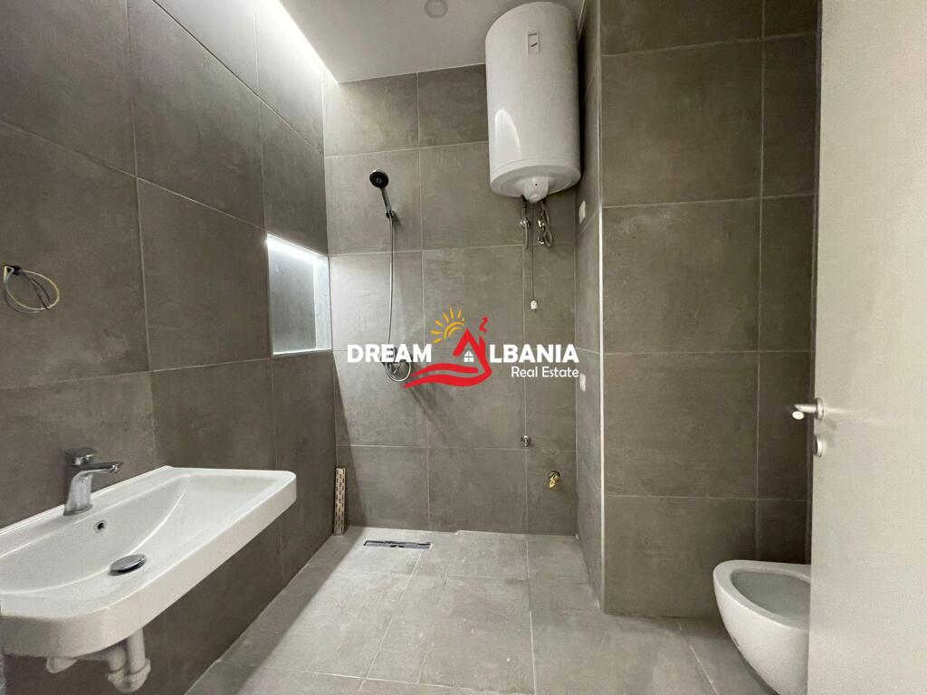 Super 2+1 apartment for rent at Kontakt complex, 21 Dhjetori (ID 42214557)