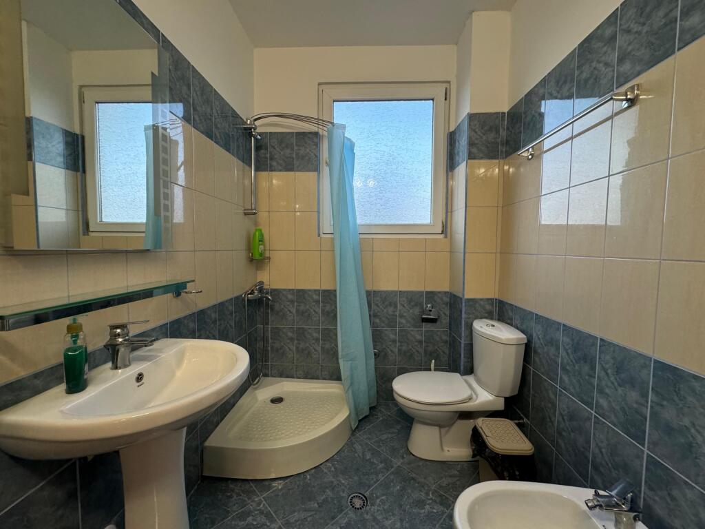 Plazhi i Vjeter, Vlore- Vendesi in vendita appartamento 1+1+Balcone (CON VISTA SUL MARE)