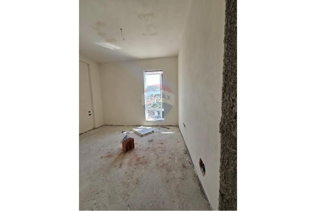 Appartamento - In Vendita - Ex Mercato Elettrico, Tirana